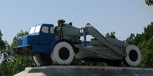 MAZ-529E