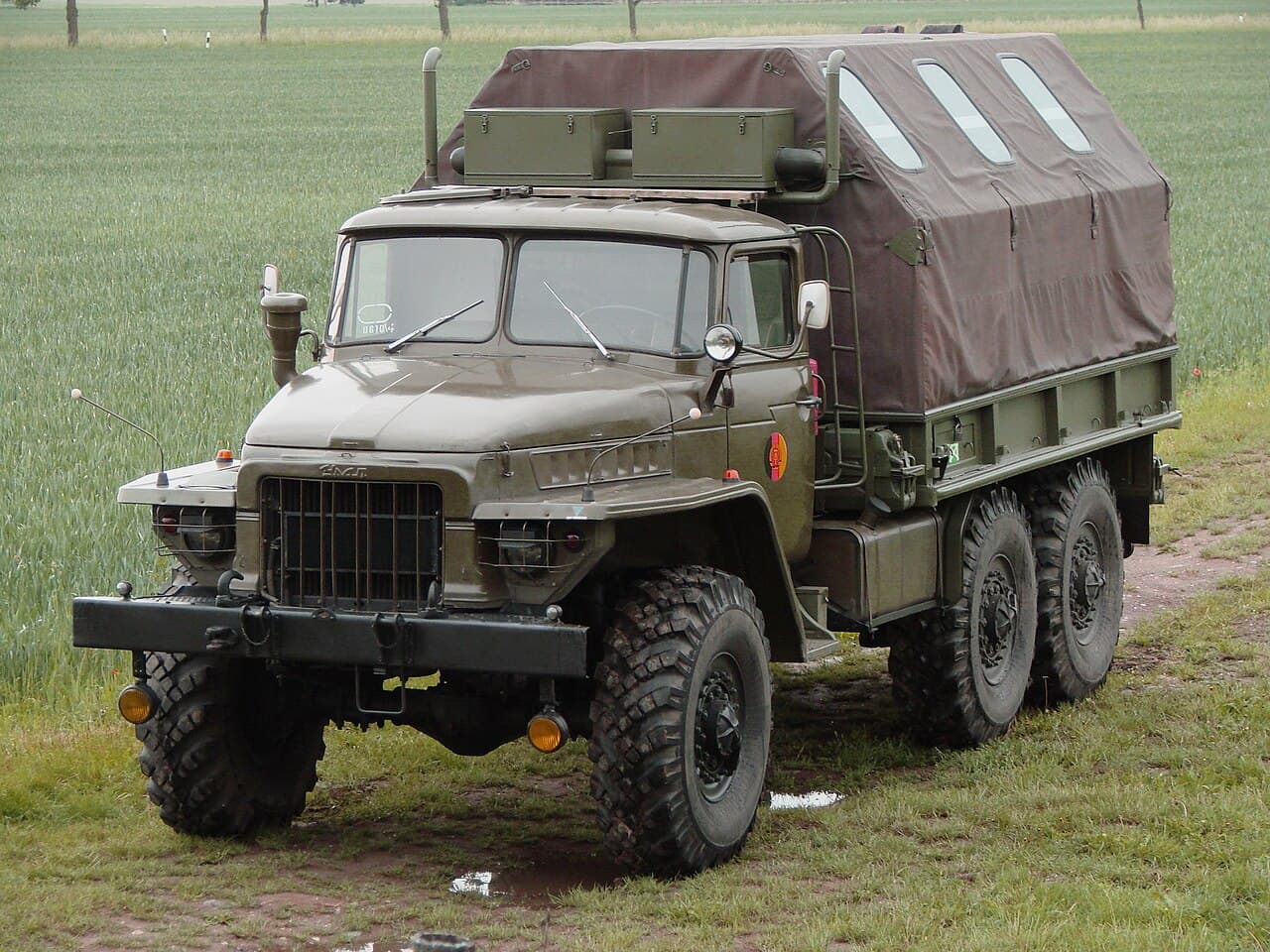 УРАЛ-377
